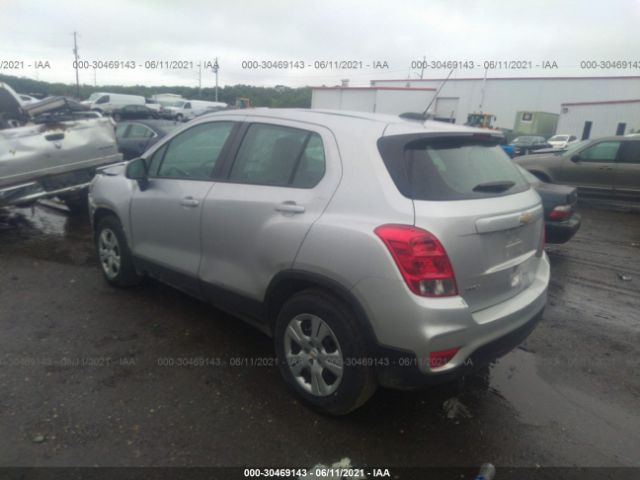 Photo 2 VIN: KL7CJKSB7JB715736 - CHEVROLET TRAX 