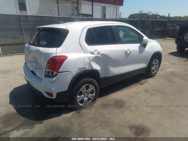 Photo 3 VIN: KL7CJKSB7JB732777 - CHEVROLET TRAX 