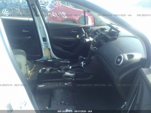 Photo 4 VIN: KL7CJKSB8GB758670 - CHEVROLET TRAX 