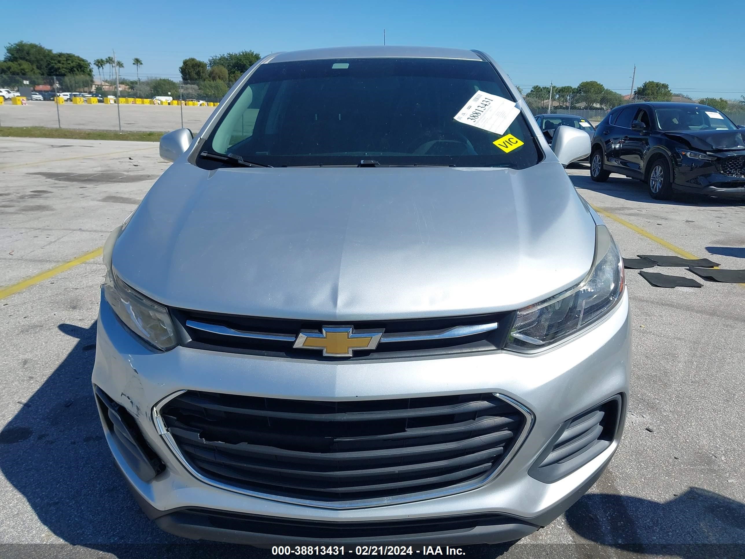 Photo 12 VIN: KL7CJKSB8HB145448 - CHEVROLET TRAX 