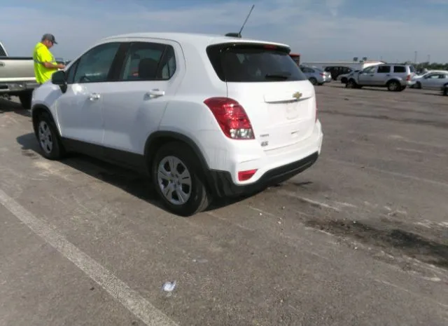 Photo 2 VIN: KL7CJKSB8HB175520 - CHEVROLET TRAX 