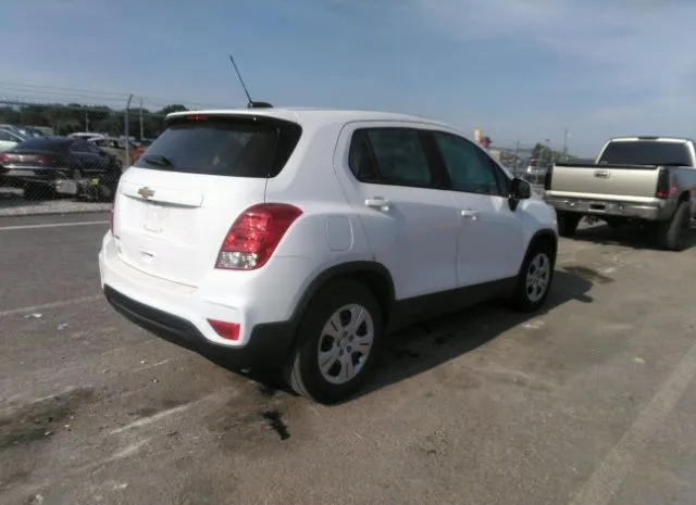 Photo 3 VIN: KL7CJKSB8HB175520 - CHEVROLET TRAX 