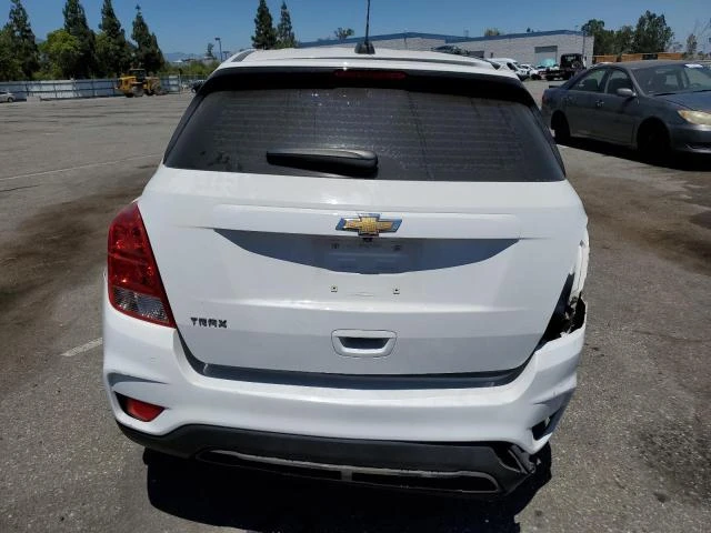 Photo 5 VIN: KL7CJKSB8JB601714 - CHEVROLET TRAX LS 