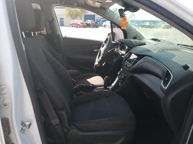 Photo 4 VIN: KL7CJKSB8JB724591 - CHEVROLET TRAX LS 