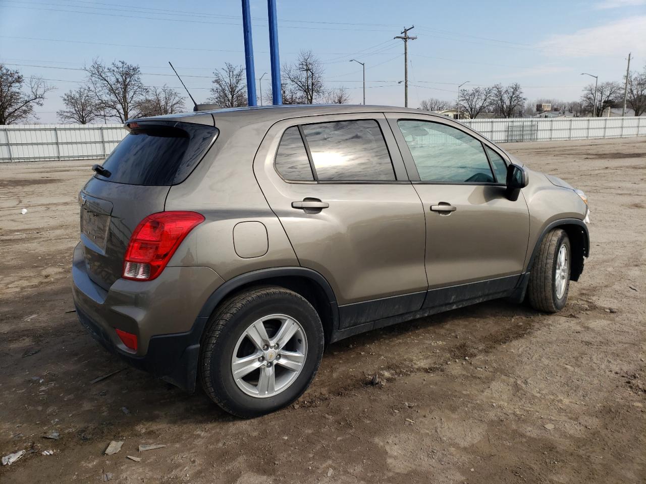 Photo 2 VIN: KL7CJKSB8LB333606 - CHEVROLET TRAX 