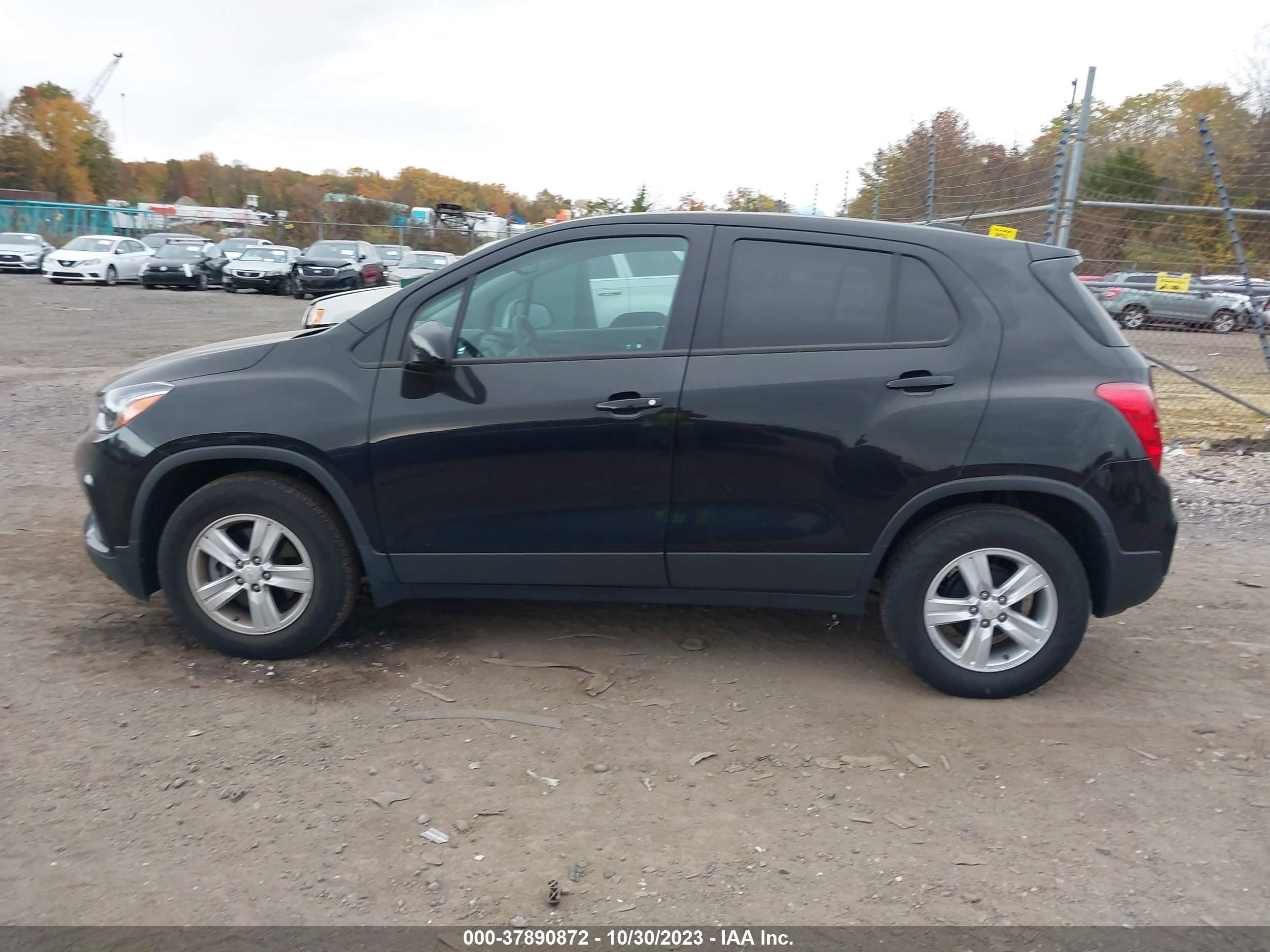 Photo 13 VIN: KL7CJKSB8MB319657 - CHEVROLET TRAX 