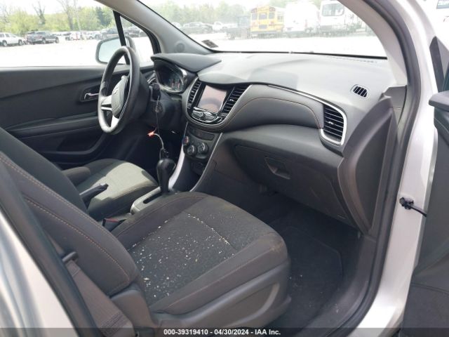 Photo 4 VIN: KL7CJKSB8MB328424 - CHEVROLET TRAX 