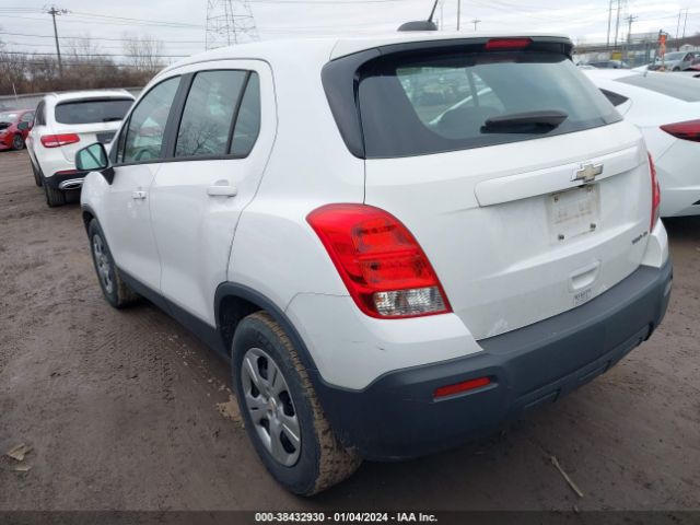 Photo 2 VIN: KL7CJKSB9FB109183 - CHEVROLET TRAX 