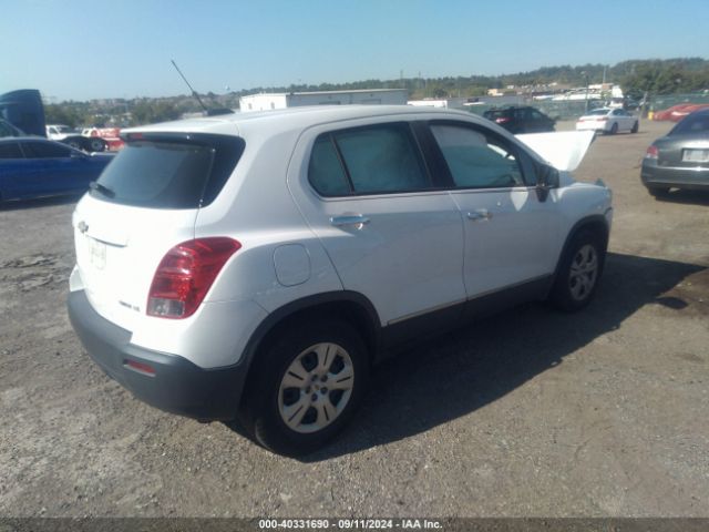 Photo 3 VIN: KL7CJKSB9GB670565 - CHEVROLET TRAX 