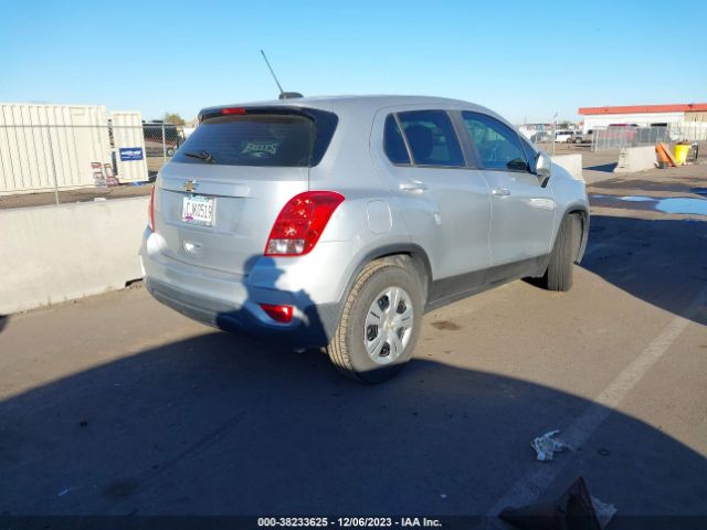 Photo 3 VIN: KL7CJKSB9HB049201 - CHEVROLET TRAX 