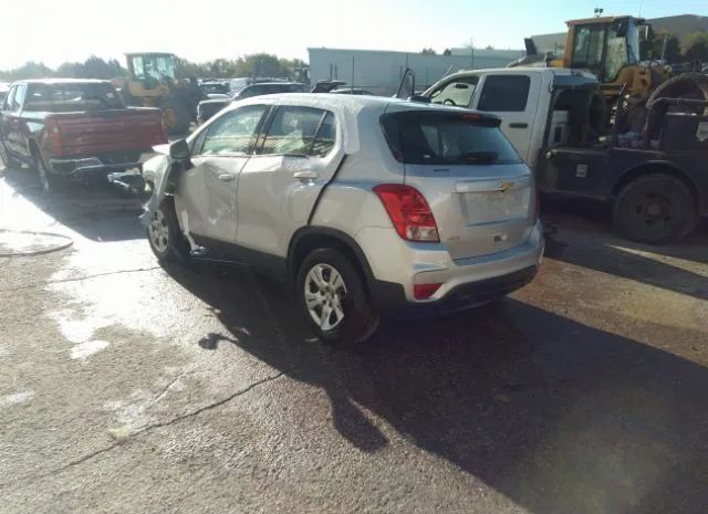 Photo 2 VIN: KL7CJKSB9JB581358 - CHEVROLET TRAX 