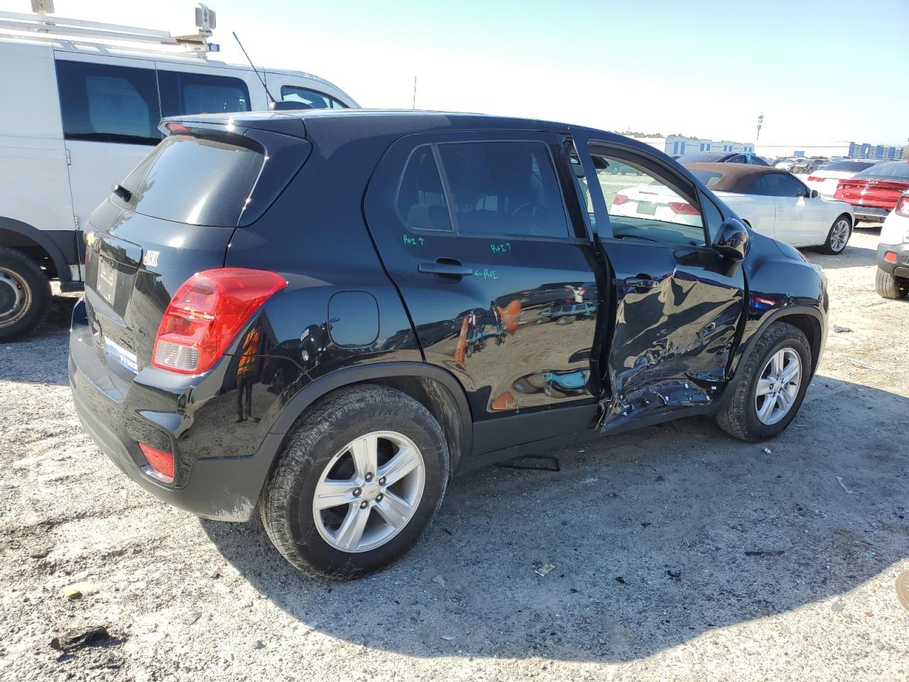 Photo 2 VIN: KL7CJKSB9LB040622 - CHEVROLET TRAX 