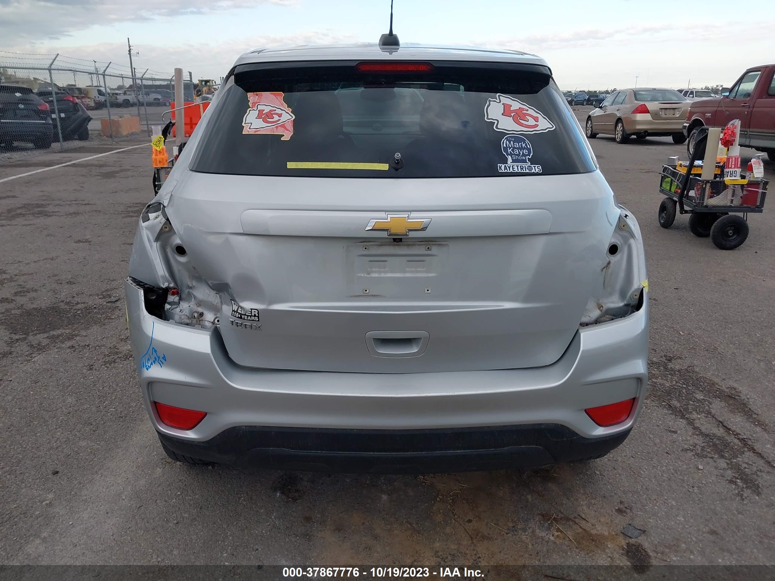 Photo 15 VIN: KL7CJKSB9MB302057 - CHEVROLET TRAX 