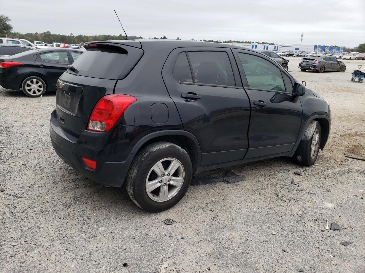 Photo 2 VIN: KL7CJKSB9MB334894 - CHEVROLET TRAX 