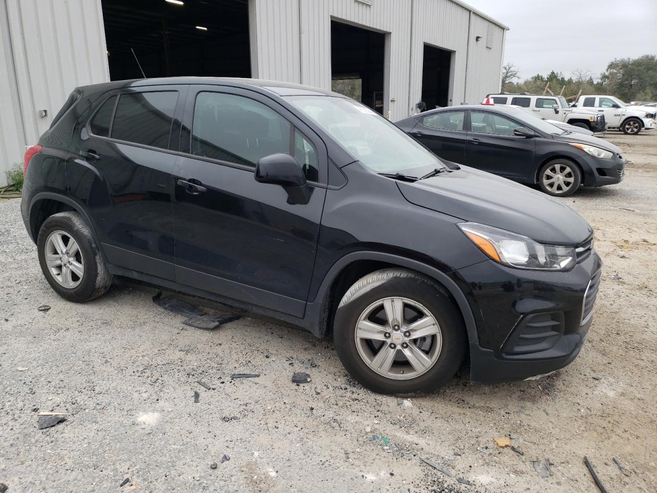 Photo 3 VIN: KL7CJKSB9MB334894 - CHEVROLET TRAX 