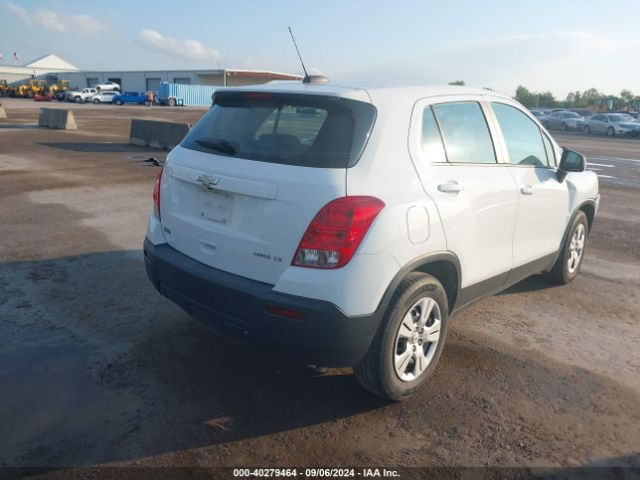 Photo 3 VIN: KL7CJKSBXFB253227 - CHEVROLET TRAX 