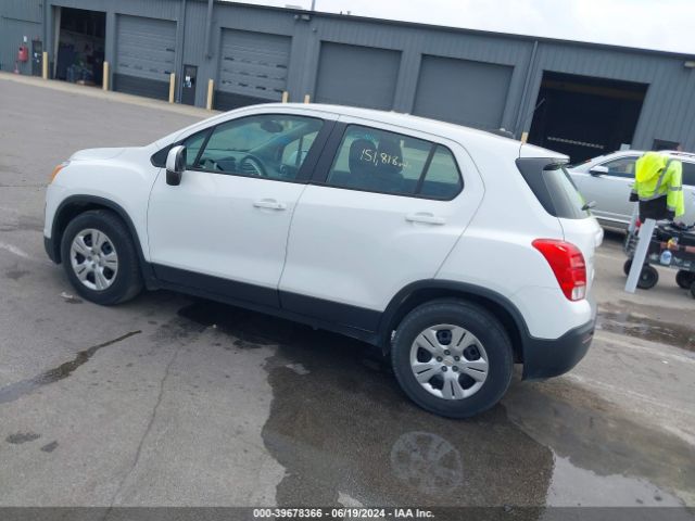 Photo 2 VIN: KL7CJKSBXGB608351 - CHEVROLET TRAX 