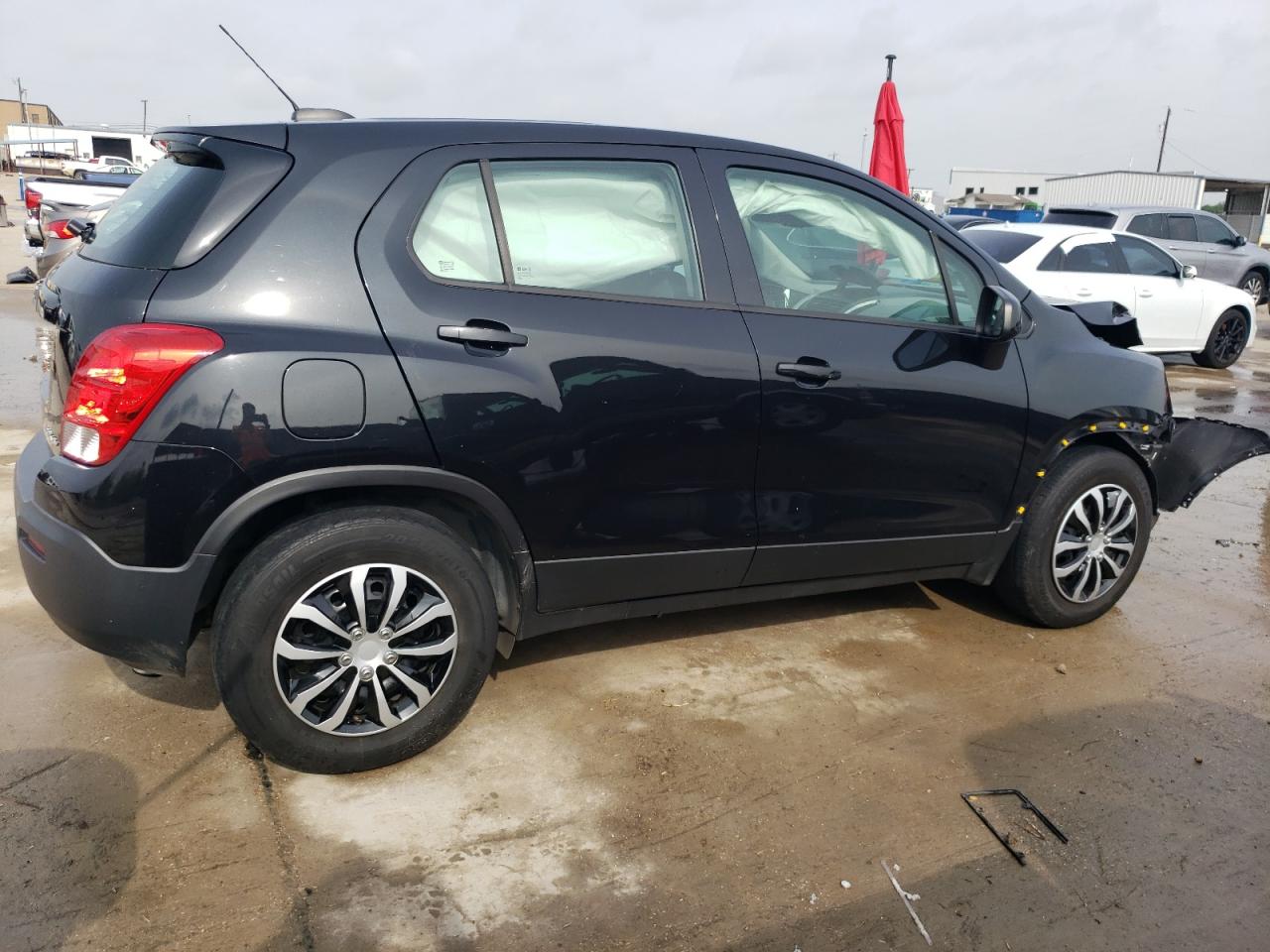 Photo 2 VIN: KL7CJKSBXGB631600 - CHEVROLET TRAX 