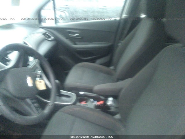 Photo 4 VIN: KL7CJKSBXHB252386 - CHEVROLET TRAX 