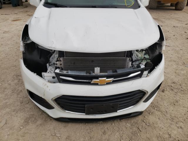 Photo 8 VIN: KL7CJKSBXLB324311 - CHEVROLET TRAX LS 