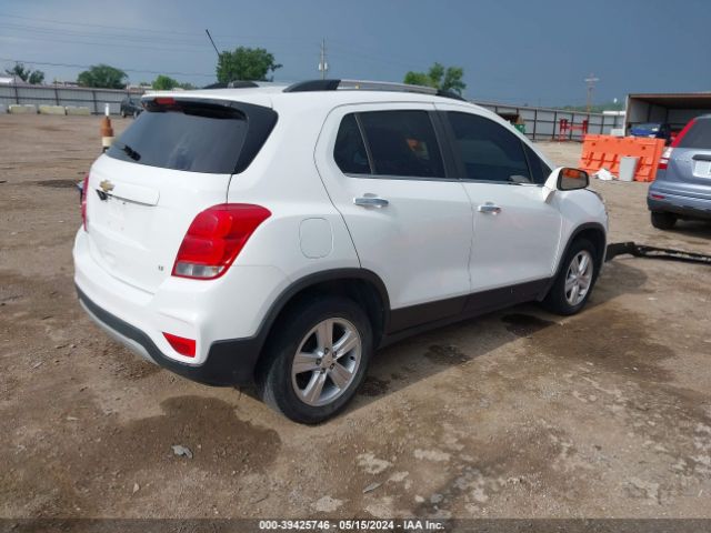 Photo 3 VIN: KL7CJLSB0HB160533 - CHEVROLET TRAX 