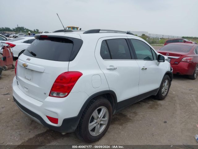 Photo 3 VIN: KL7CJLSB0JB645700 - CHEVROLET TRAX 