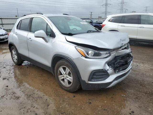 Photo 3 VIN: KL7CJLSB0JB677997 - CHEVROLET TRAX 1LT 