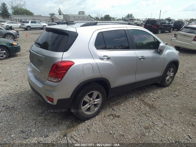 Photo 3 VIN: KL7CJLSB0KB757706 - CHEVROLET TRAX 