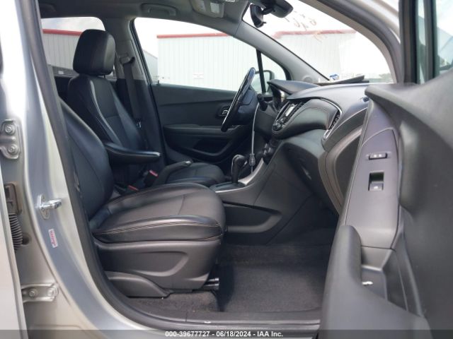 Photo 4 VIN: KL7CJLSB0KB871060 - CHEVROLET TRAX 