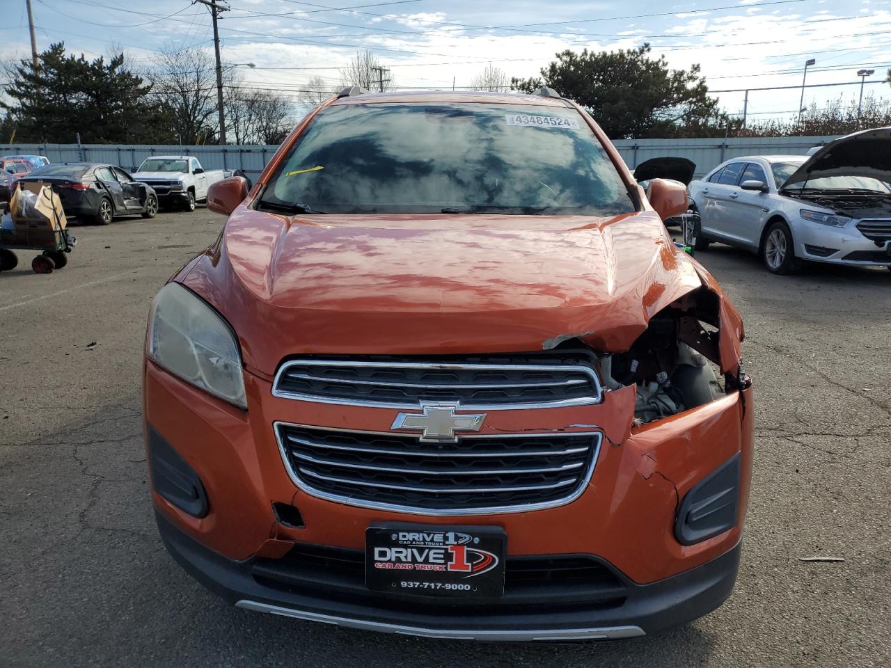 Photo 4 VIN: KL7CJLSB1FB218050 - CHEVROLET TRAX 