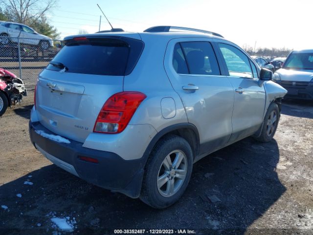 Photo 3 VIN: KL7CJLSB1FB239027 - CHEVROLET TRAX 