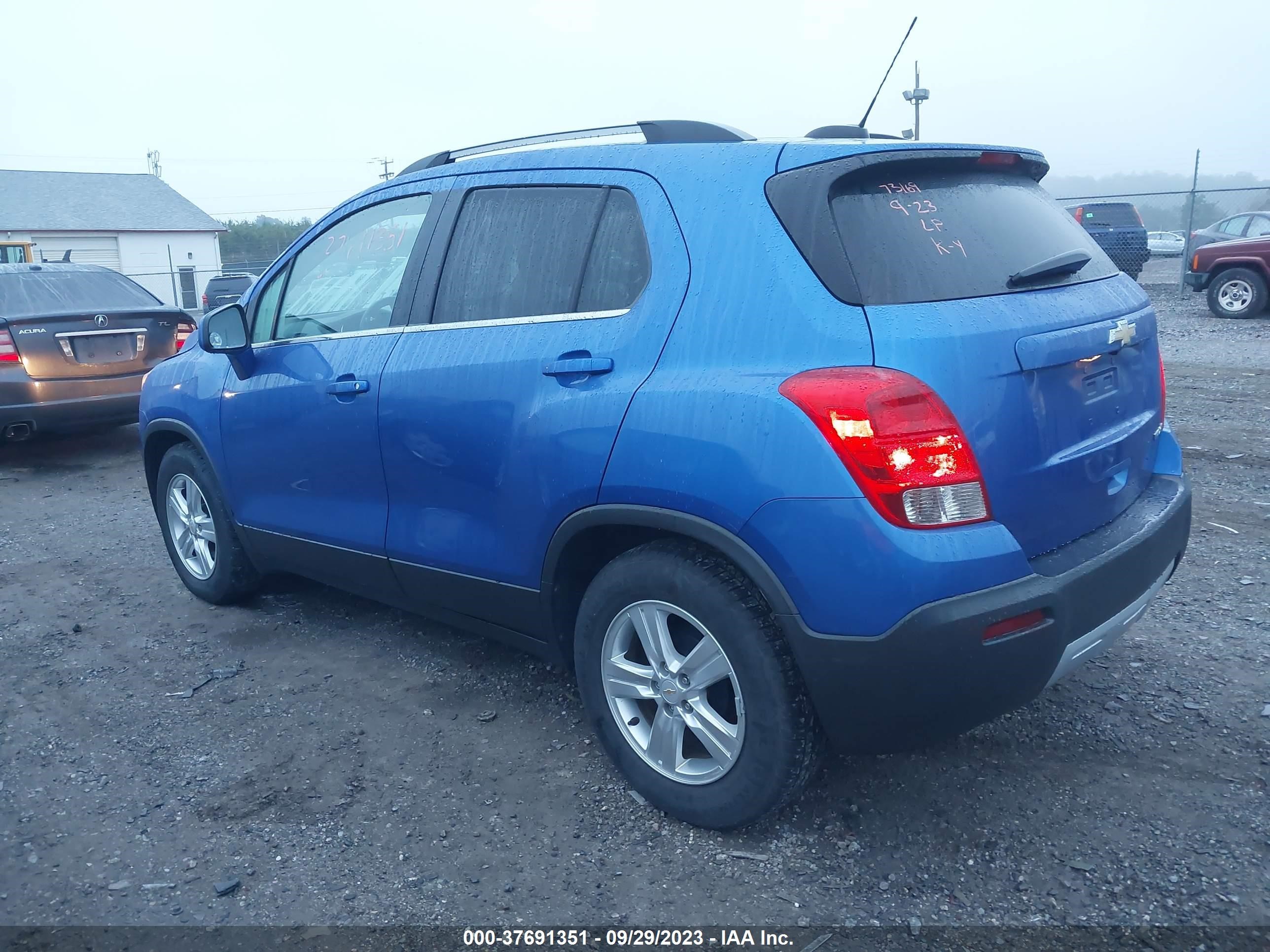 Photo 2 VIN: KL7CJLSB1GB536638 - CHEVROLET TRAX 