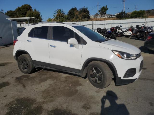 Photo 3 VIN: KL7CJLSB1JB562244 - CHEVROLET TRAX 1LT 