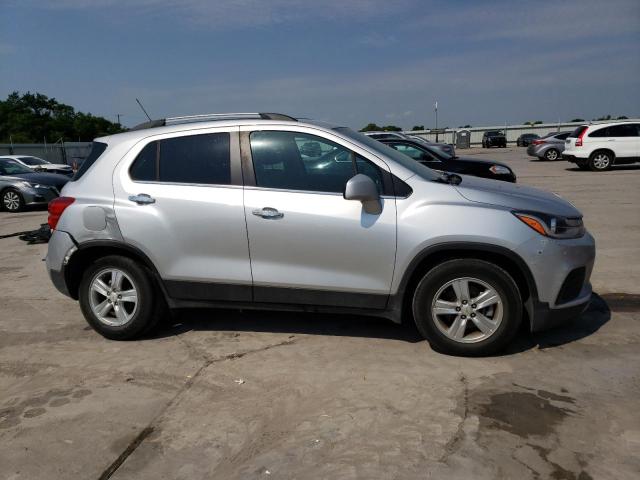 Photo 3 VIN: KL7CJLSB1JB647438 - CHEVROLET TRAX 1LT 