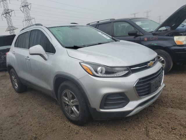 Photo 3 VIN: KL7CJLSB1JB690368 - CHEVROLET TRAX 1LT 