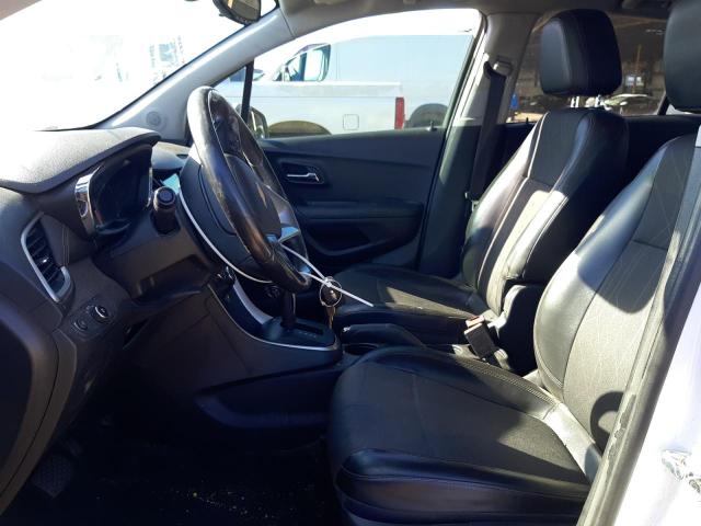 Photo 6 VIN: KL7CJLSB1JB690449 - CHEVROLET TRAX 1LT 