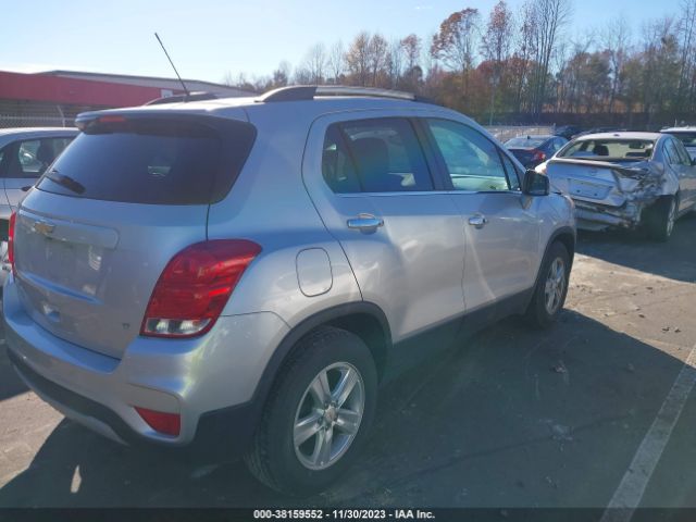 Photo 3 VIN: KL7CJLSB1KB814740 - CHEVROLET TRAX 