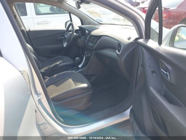 Photo 4 VIN: KL7CJLSB1KB890765 - CHEVROLET TRAX 