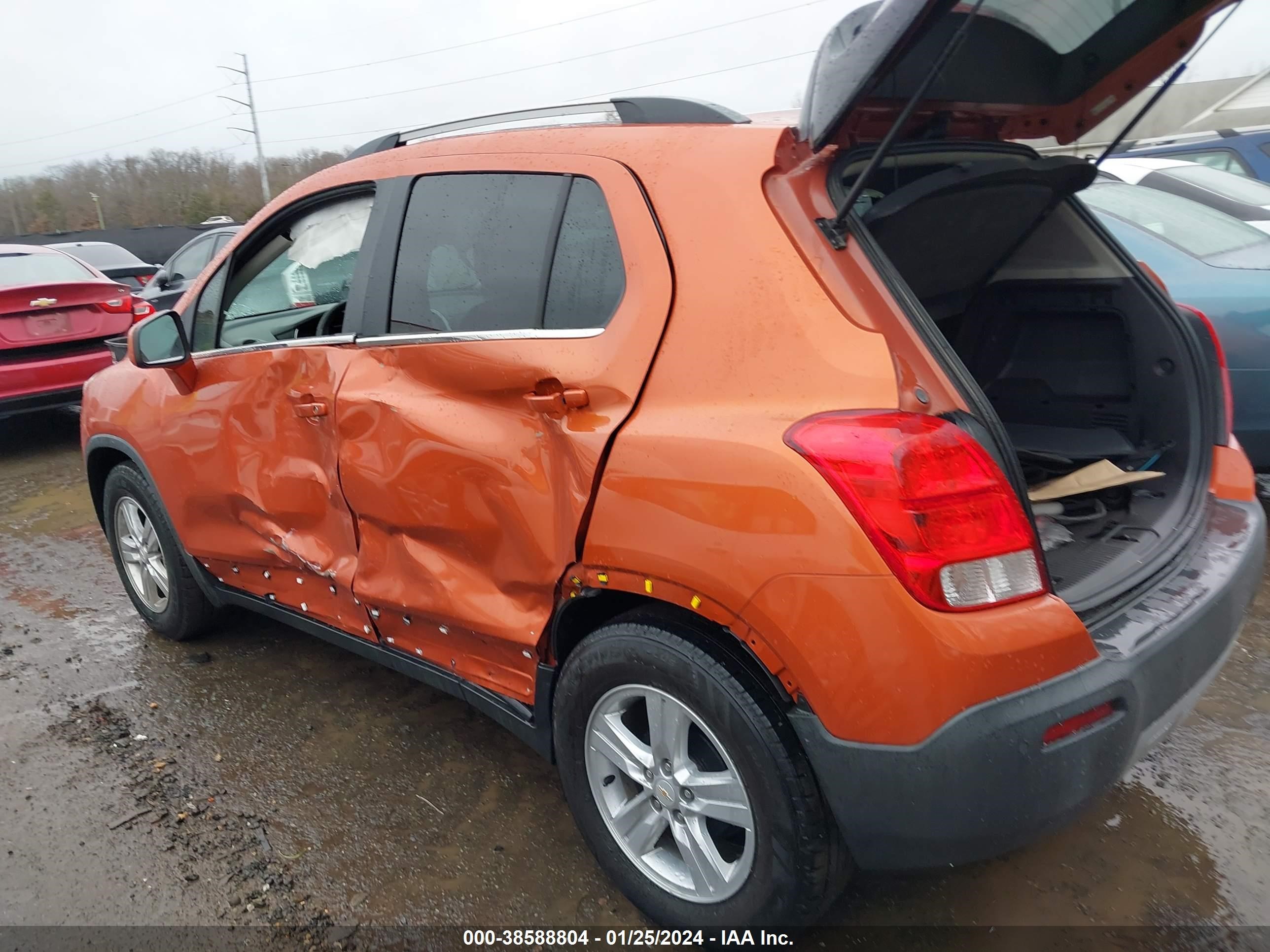 Photo 2 VIN: KL7CJLSB2FB225900 - CHEVROLET TRAX 