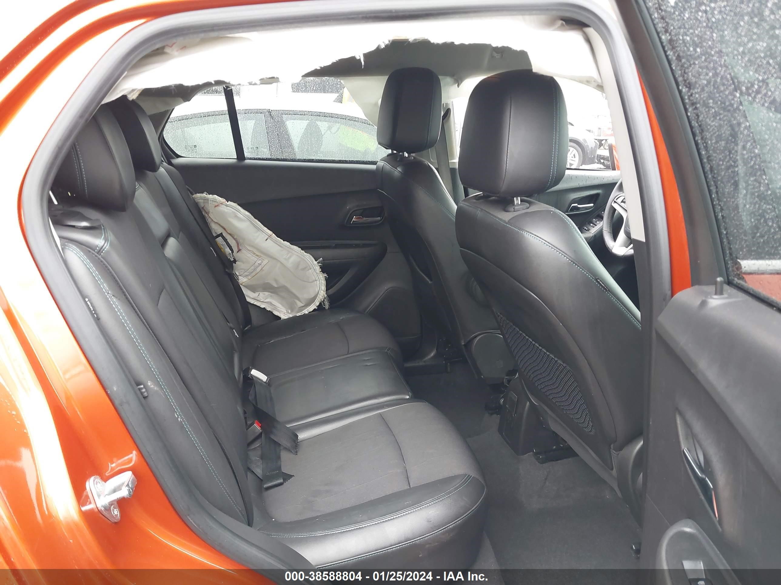 Photo 7 VIN: KL7CJLSB2FB225900 - CHEVROLET TRAX 