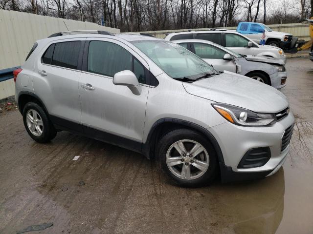 Photo 3 VIN: KL7CJLSB2JB569624 - CHEVROLET TRAX 1LT 