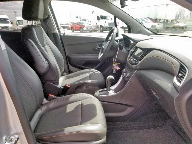 Photo 4 VIN: KL7CJLSB2JB600483 - CHEVROLET TRAX 1LT 