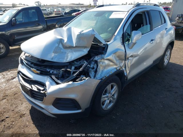 Photo 5 VIN: KL7CJLSB2JB631975 - CHEVROLET TRAX 