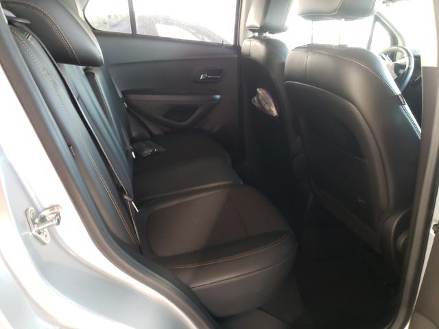 Photo 5 VIN: KL7CJLSB2JB725242 - CHEVROLET TRAX 1LT 