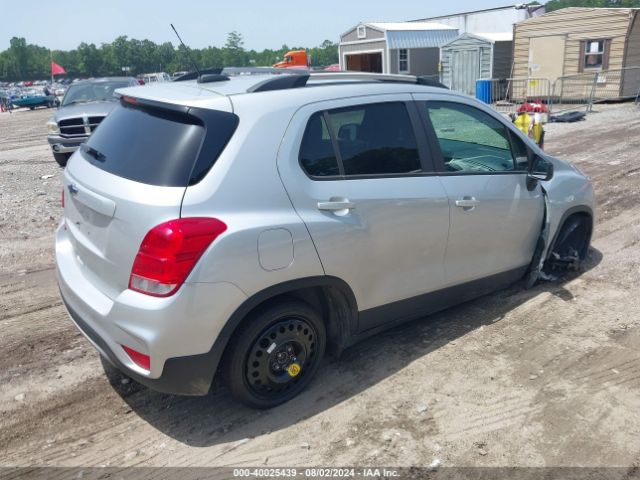 Photo 3 VIN: KL7CJLSB2LB322705 - CHEVROLET TRAX 