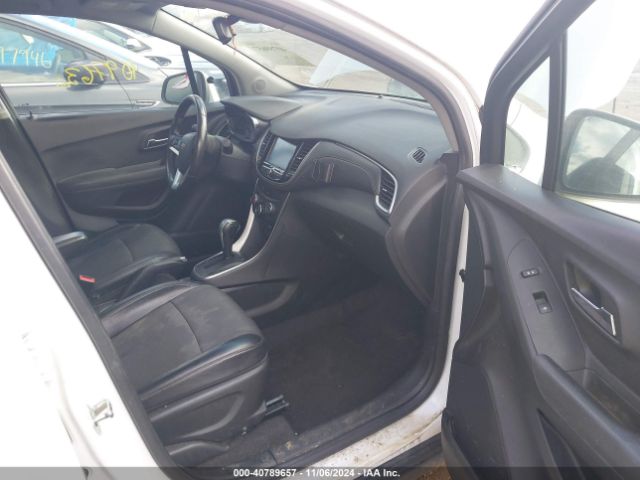 Photo 4 VIN: KL7CJLSB3HB221647 - CHEVROLET TRAX 