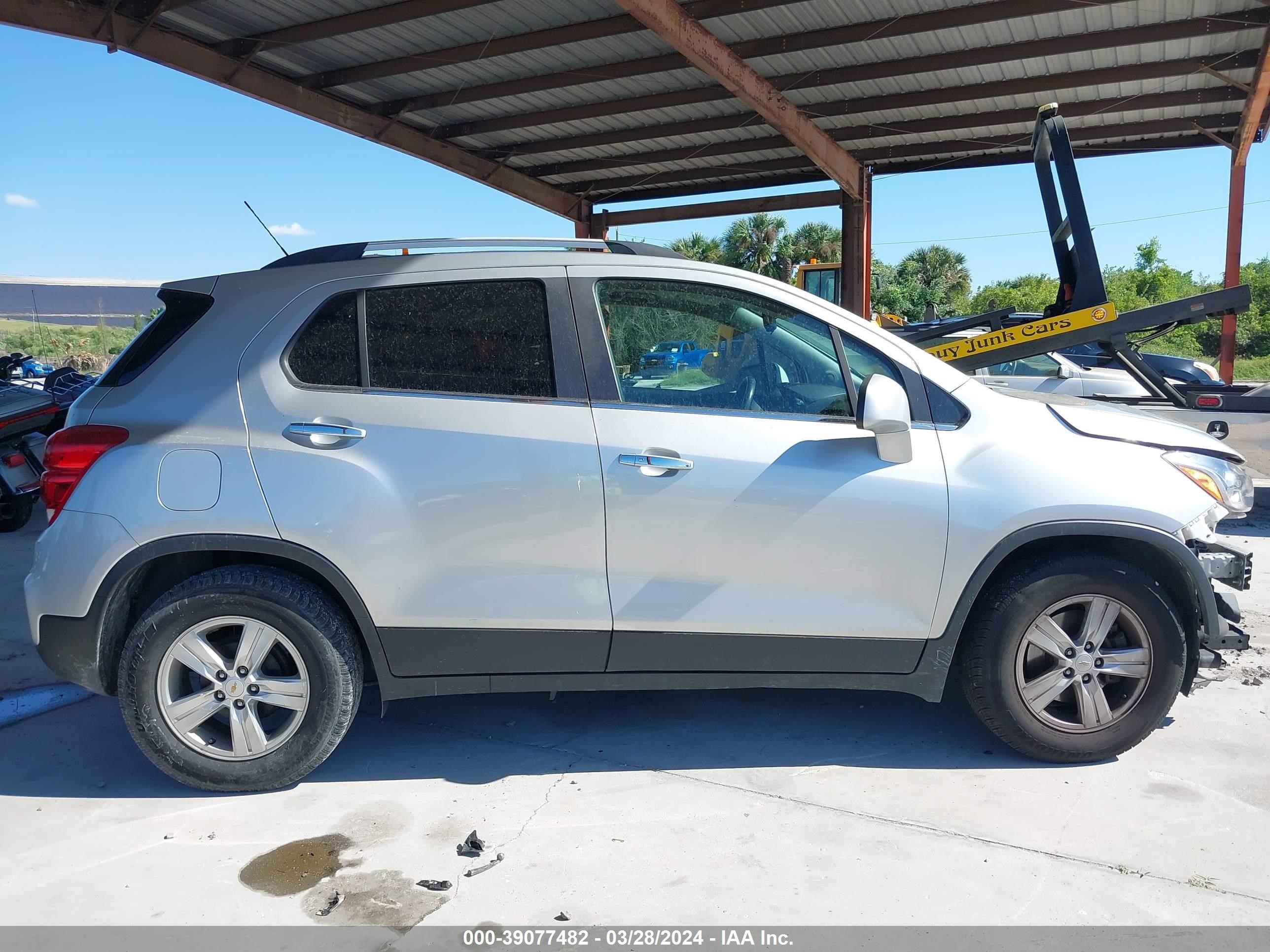 Photo 12 VIN: KL7CJLSB3KB758509 - CHEVROLET TRAX 