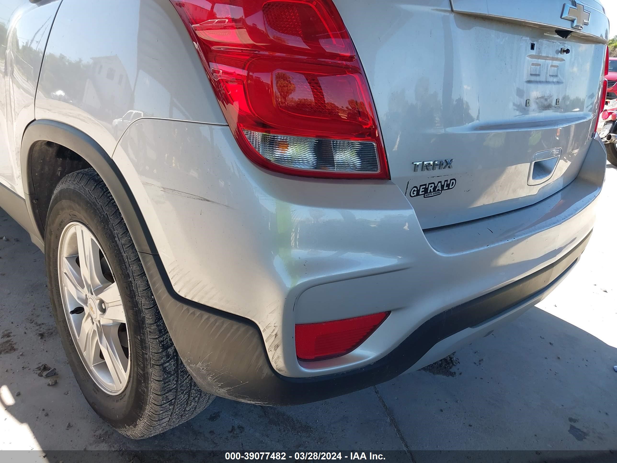 Photo 16 VIN: KL7CJLSB3KB758509 - CHEVROLET TRAX 