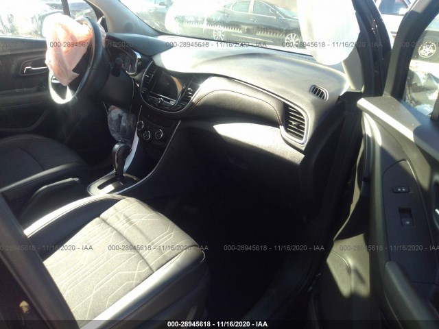 Photo 4 VIN: KL7CJLSB3KB815212 - CHEVROLET TRAX 