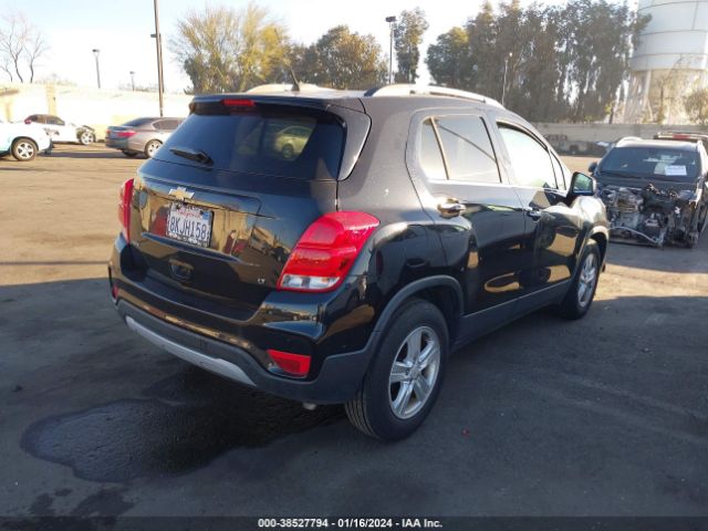 Photo 3 VIN: KL7CJLSB3KB875216 - CHEVROLET TRAX 